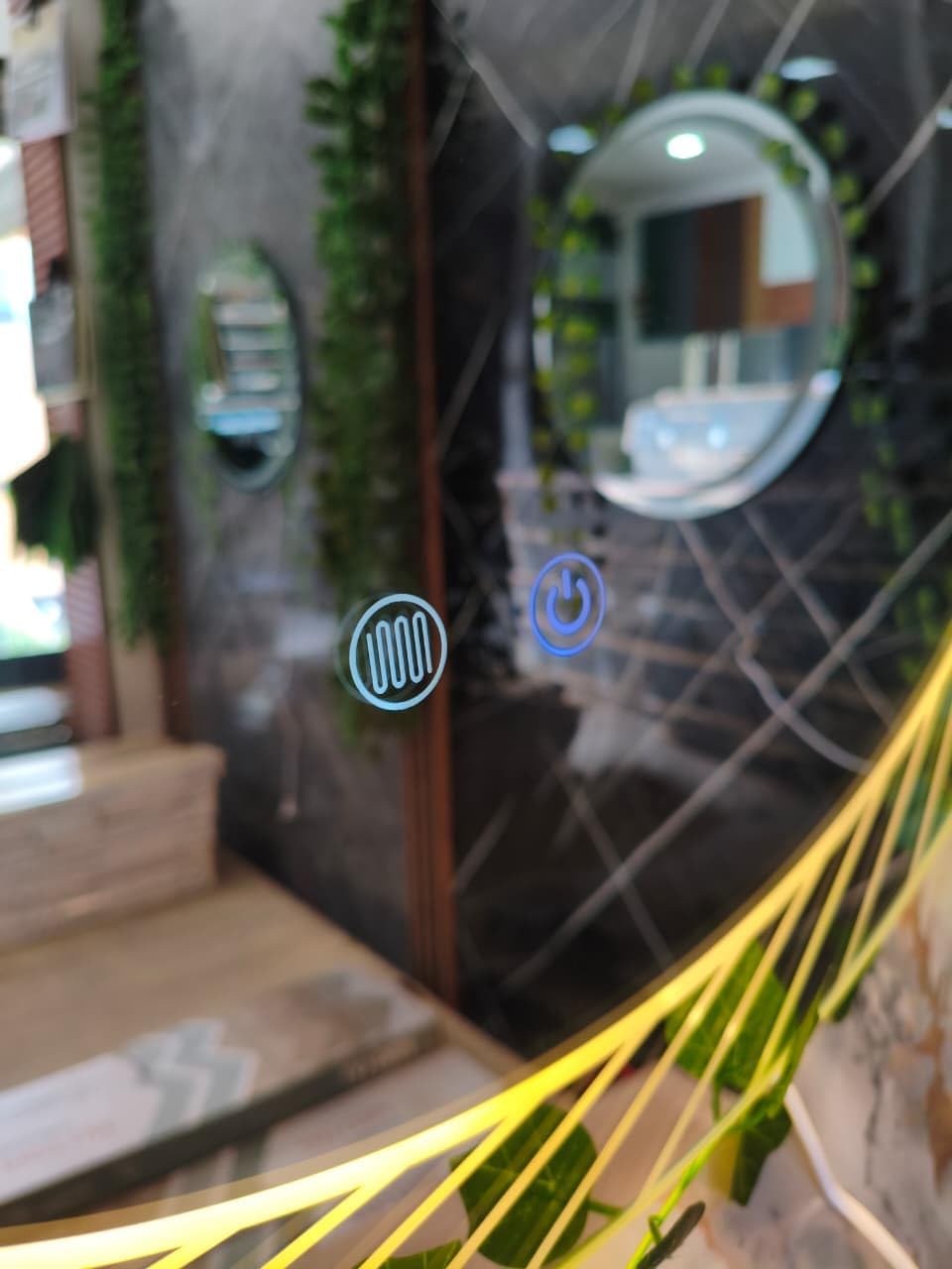 Espejo Redondo con Luz LED Integrada, Estilo Minimalista Moderno, Iluminación Ambiental